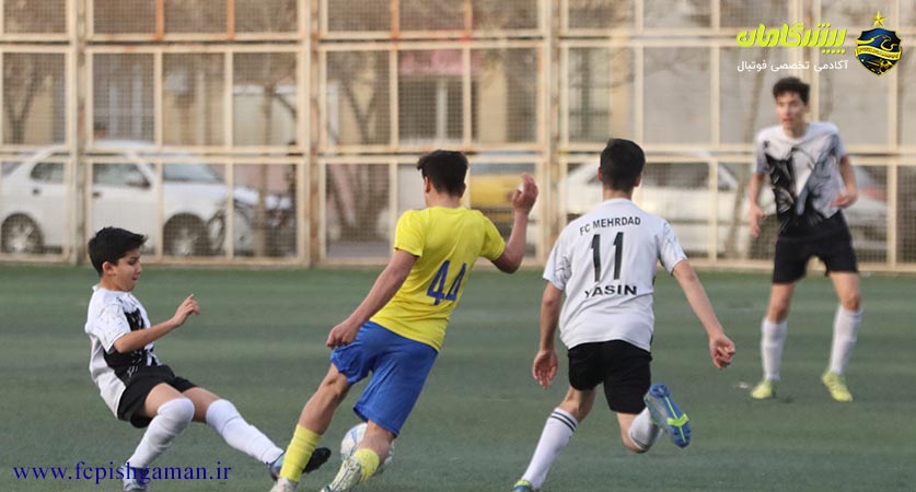 پیروزی تیم زیر ۱۴ سال باشگاه فوتبال پیشگامان در مسابقات لیگ زیر 14 سال مشهد مقابل مهرداد پیشرو
